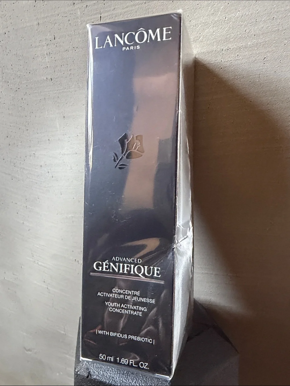 Lancôme Advanced Génifique Serum in Charcoal Black Packaging